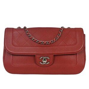 Chanel Red Calfskin Shoulder Bag 125933